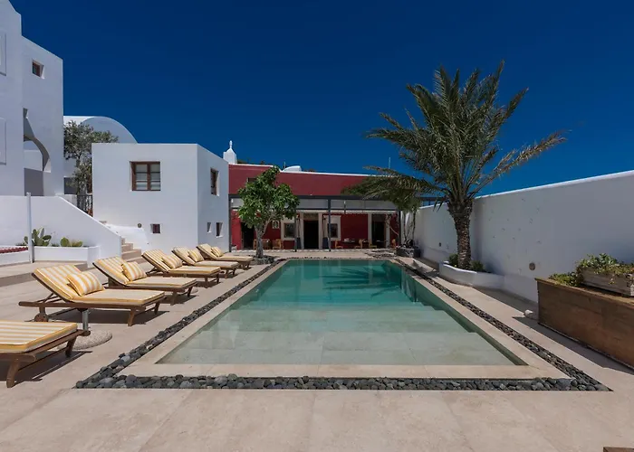 Meroviglia Boutique Imerovigli (Santorini)