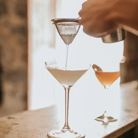 Meroviglia Boutique 易莫洛林