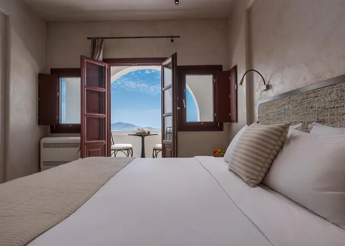 Meroviglia Boutique * Imerovigli (Santorini)